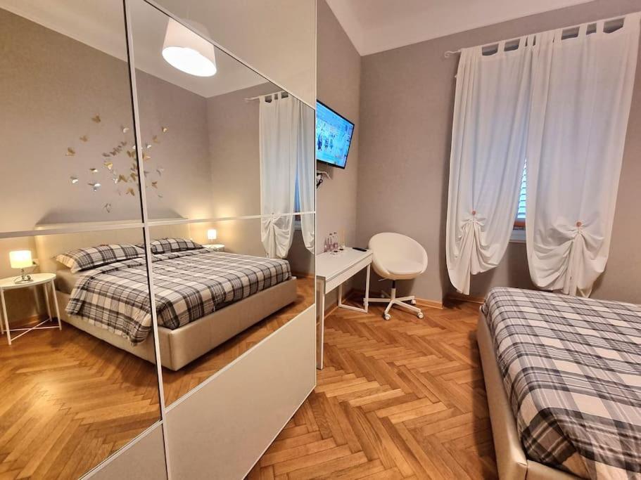 Residence Montanelli Триест Екстериор снимка