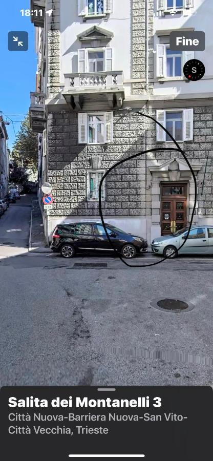 Residence Montanelli Триест Екстериор снимка