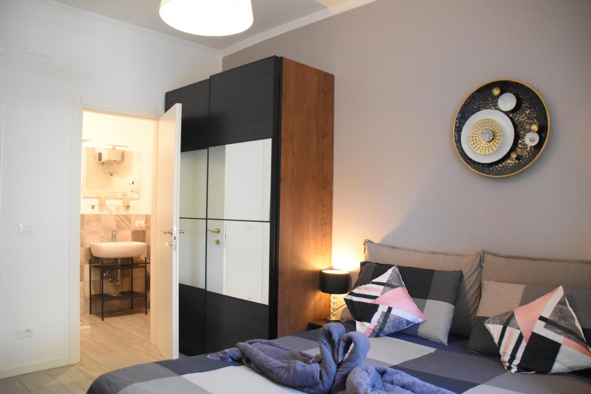 Residence Montanelli Триест Екстериор снимка