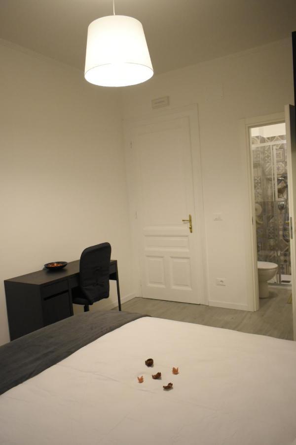 Residence Montanelli Триест Екстериор снимка
